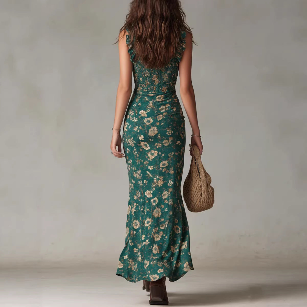 Retro Ruffle-Trimmed Sleeveless Slip Dress With High Side Slit